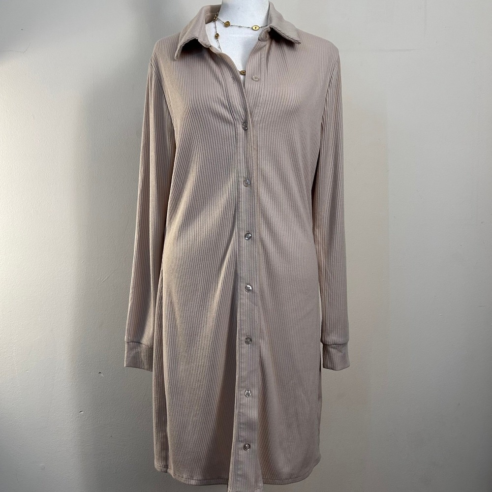WAYF Shirt Dress Casual Medium Tan Ribbed Button Down Minimal Everyday
